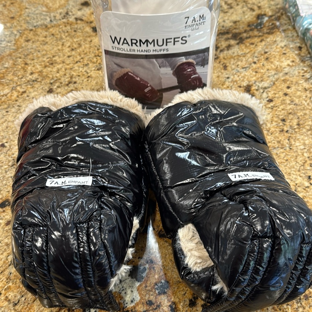 7A.M. Enfant stroller hand muffs